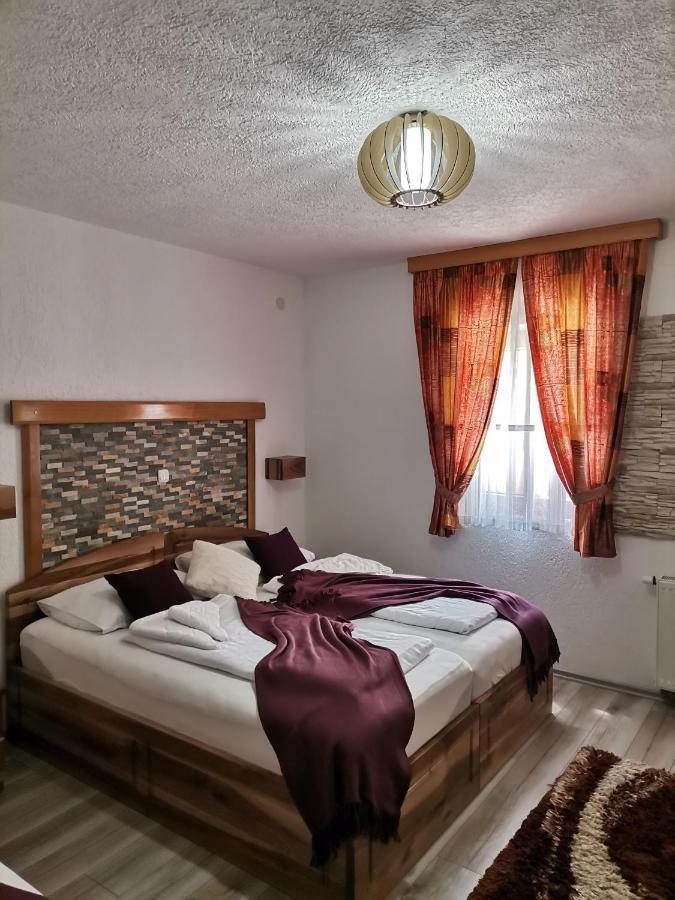 Pansion House Prijeboj Hotel Plitvicka Jezera Ngoại thất bức ảnh